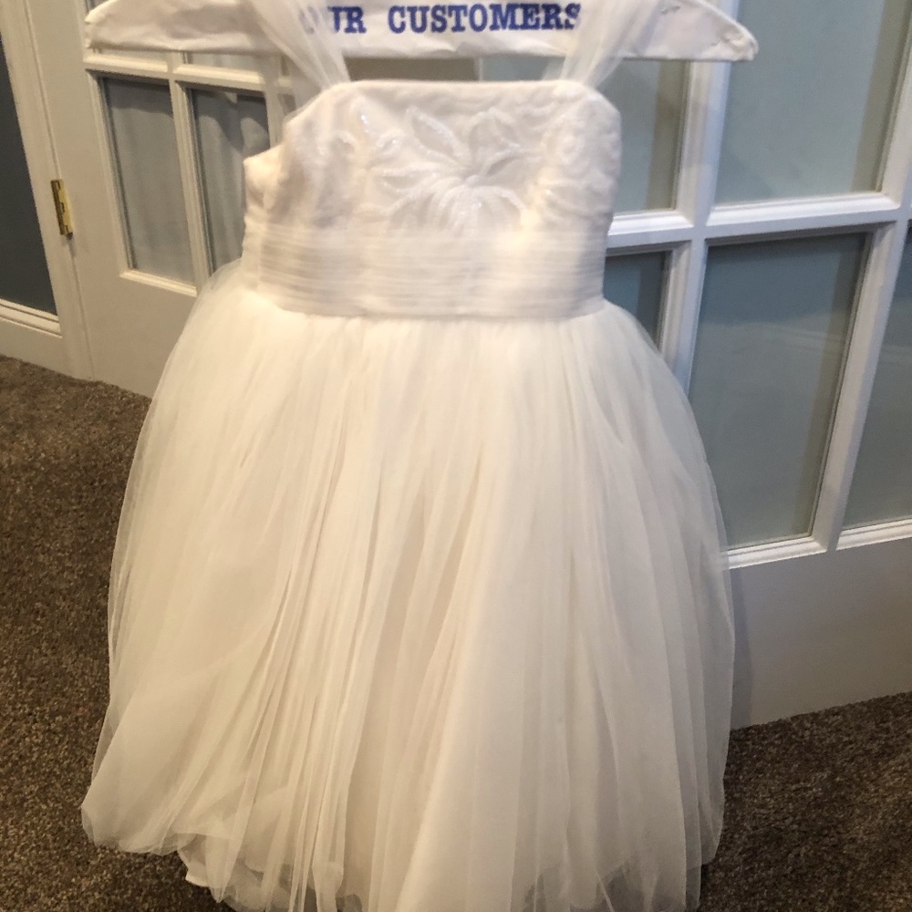 Beautiful flower girl dress worn once